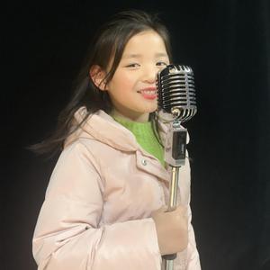 亚洲see少妇裸体pics
